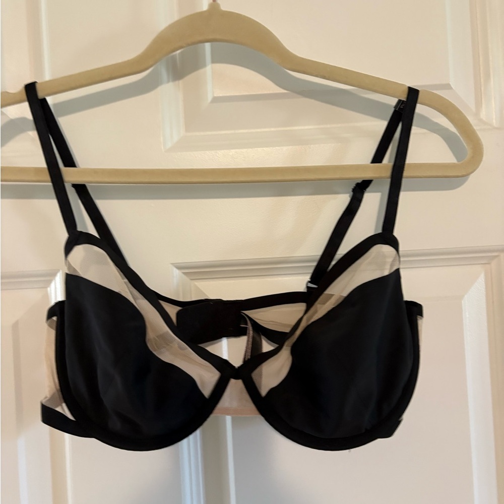 Victoria Secret unlined Demi bra